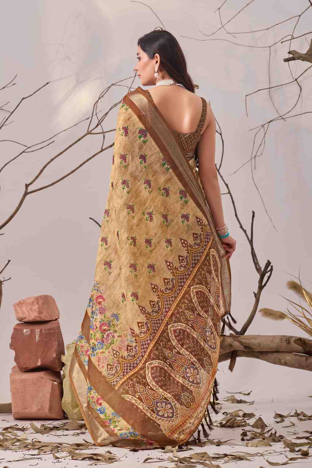 Catalog Designer Saree.