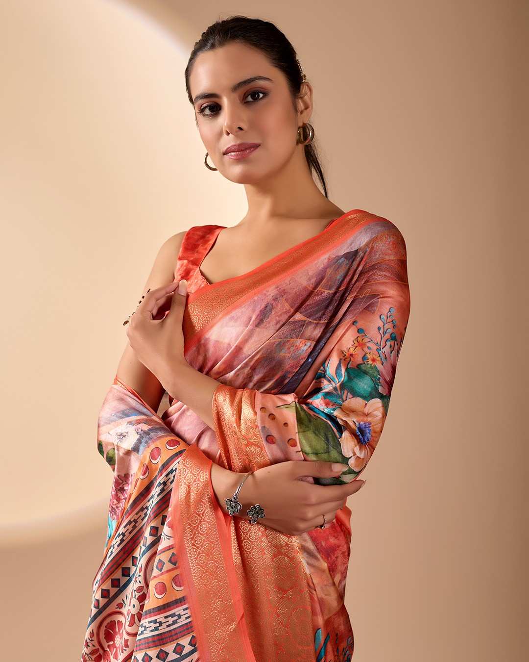 Catalog Designer Saree.