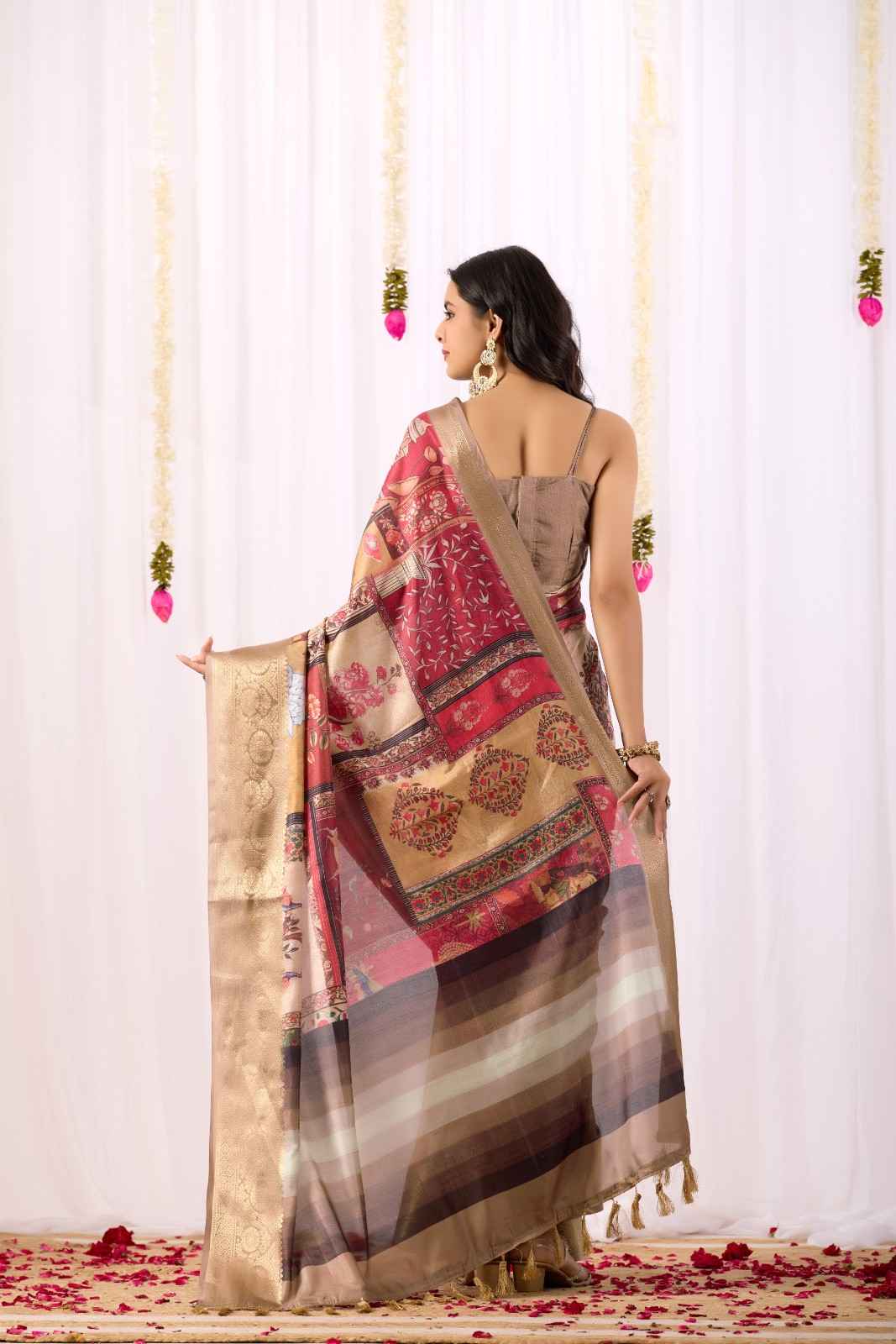 Catalog Designer Saree.