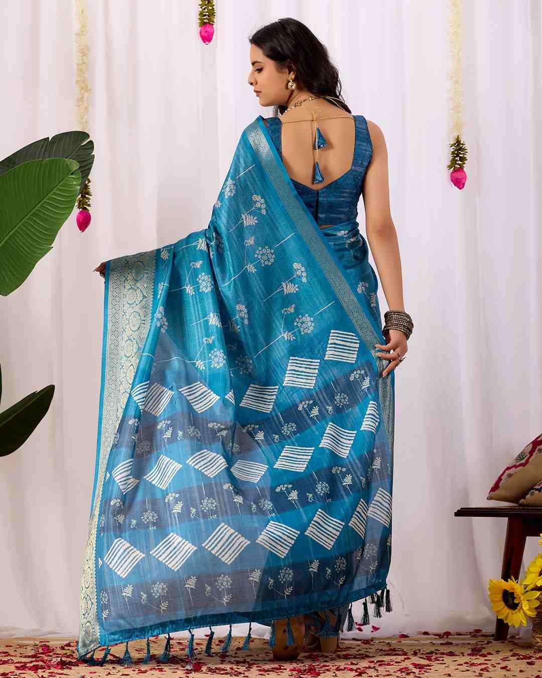 Catalog Designer Saree.