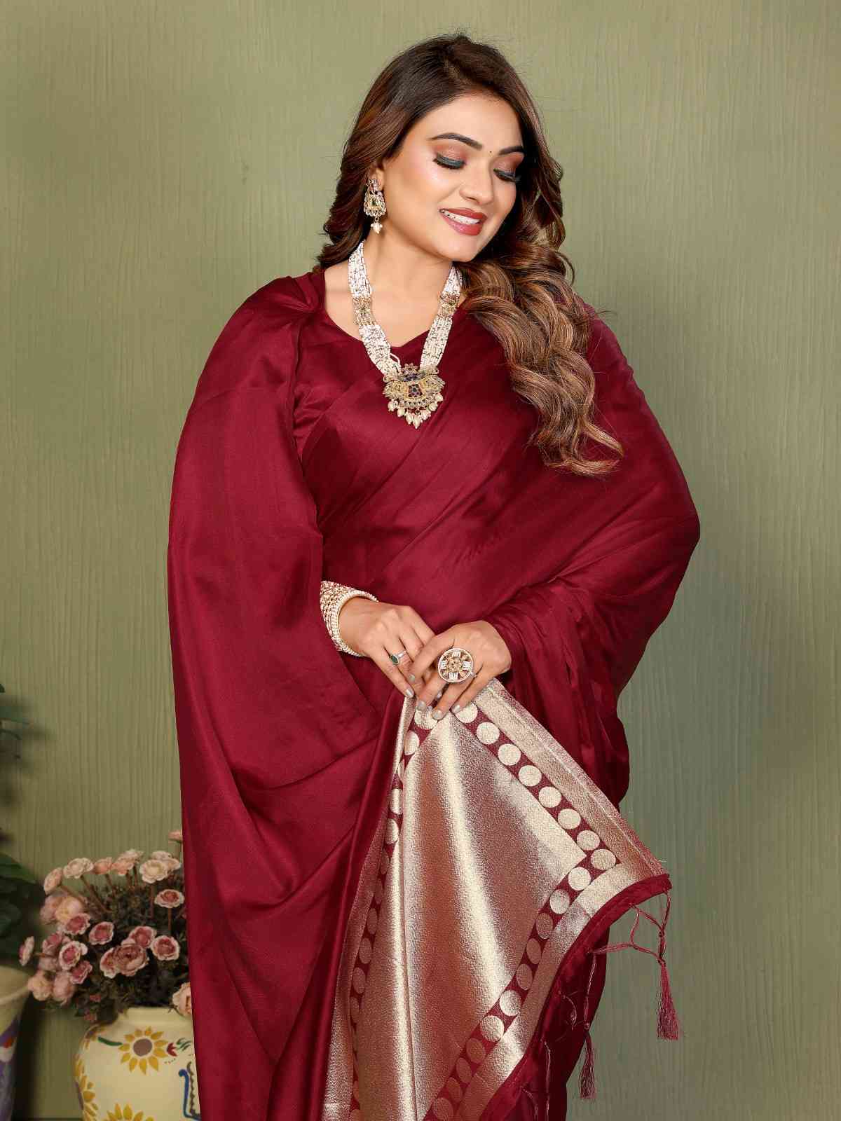 Catalog Designer Saree.