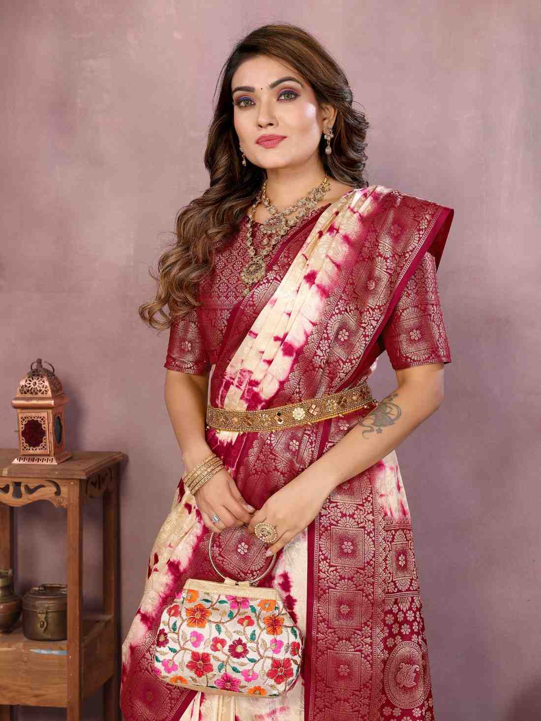 Catalog Designer Saree.