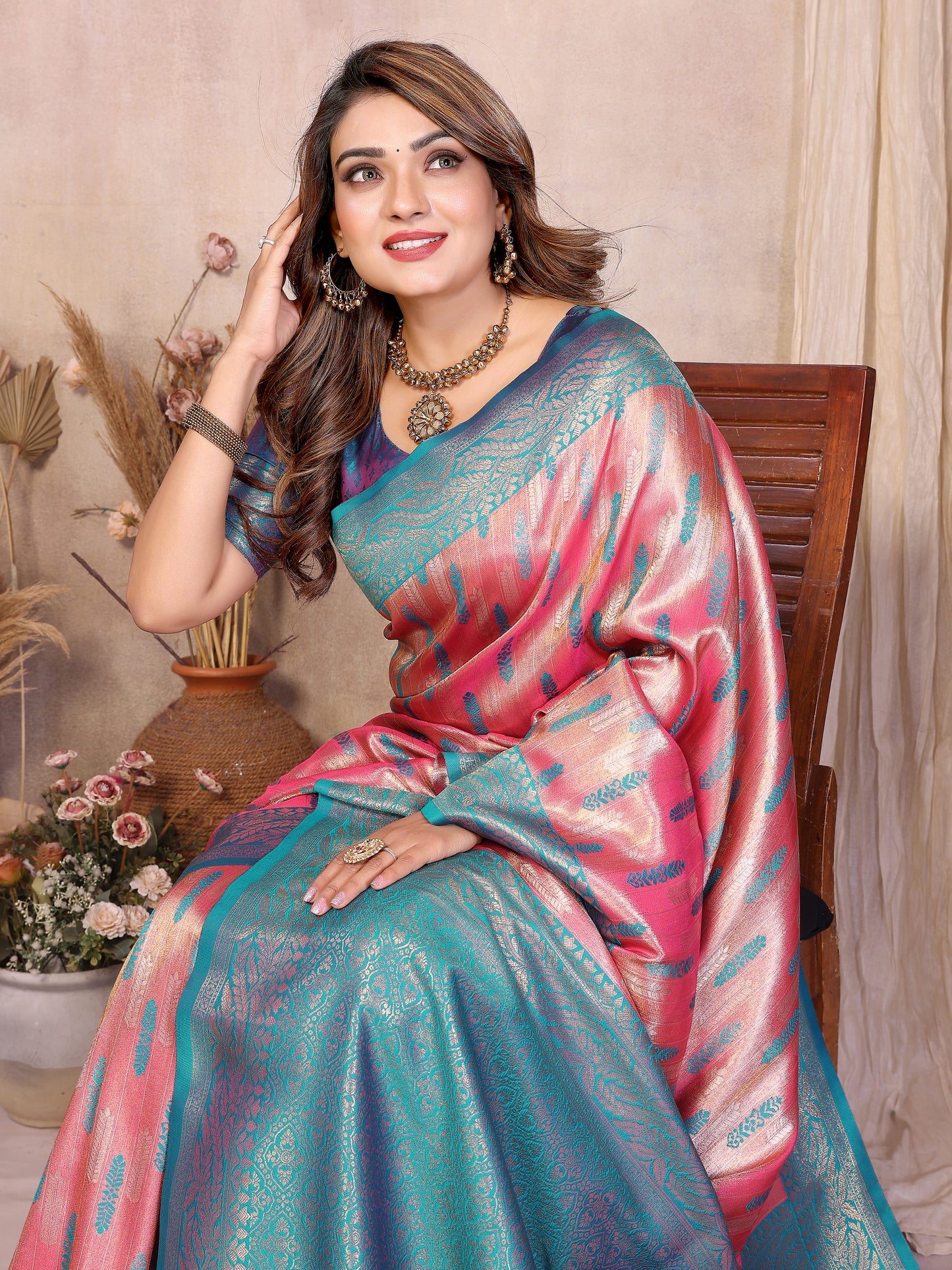 Catalog Designer Saree.