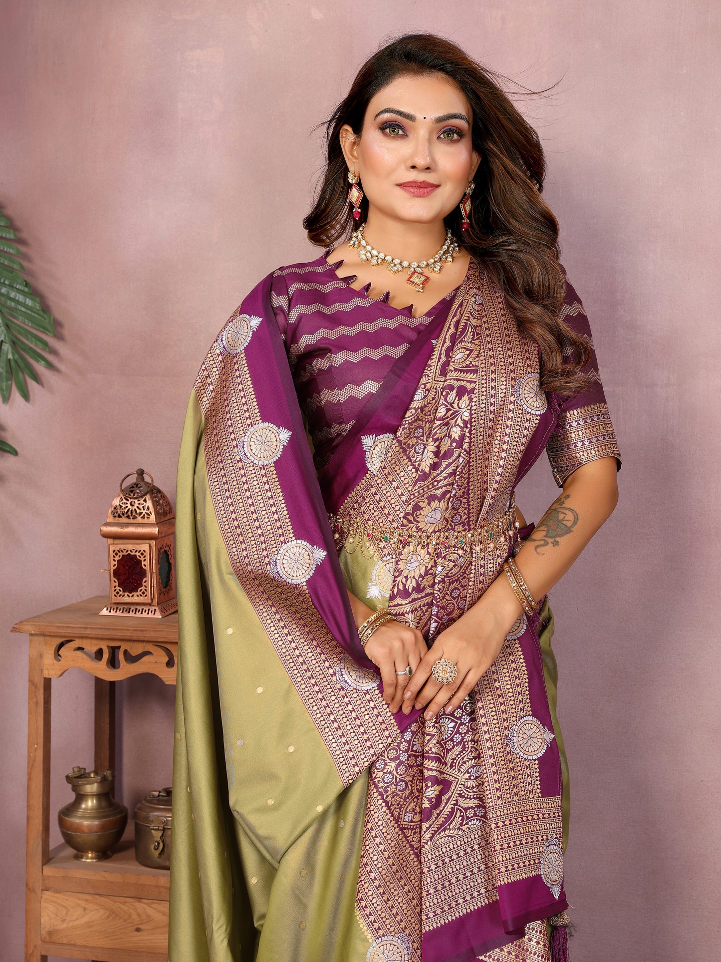 Catalog Designer Saree.