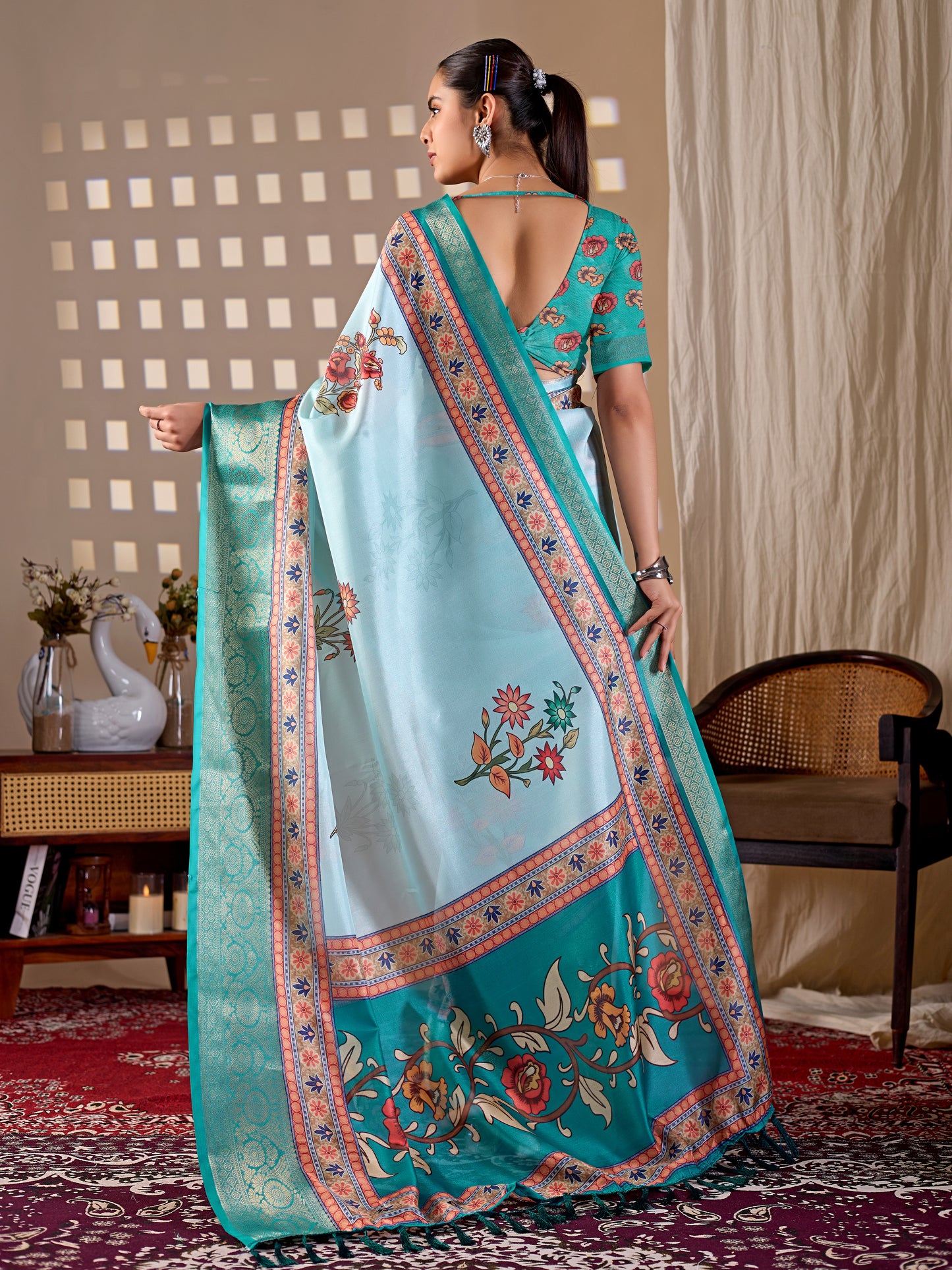 Catalog Designer Saree.