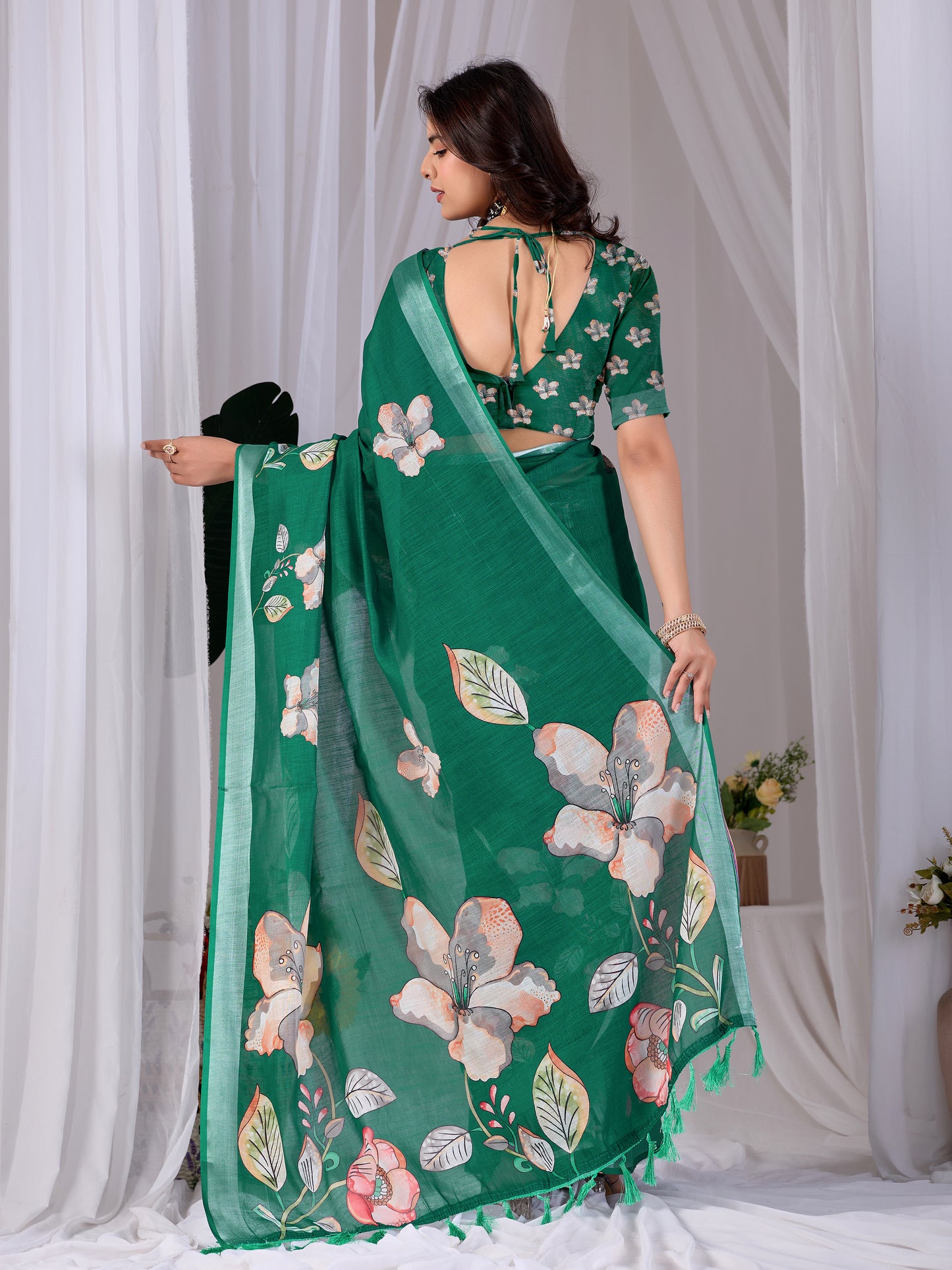 Catalog Designer Saree.