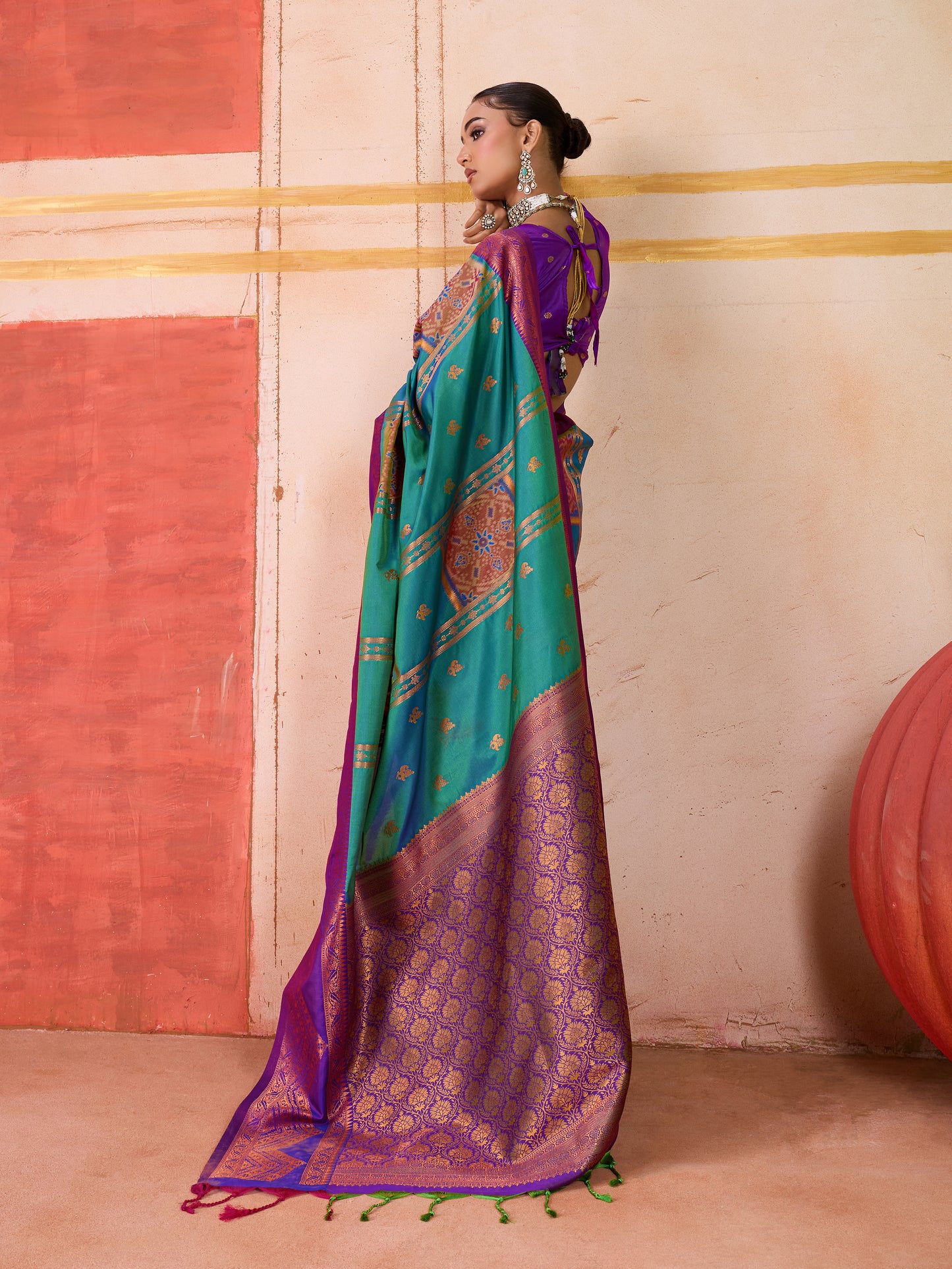 Catalog Designer Saree.