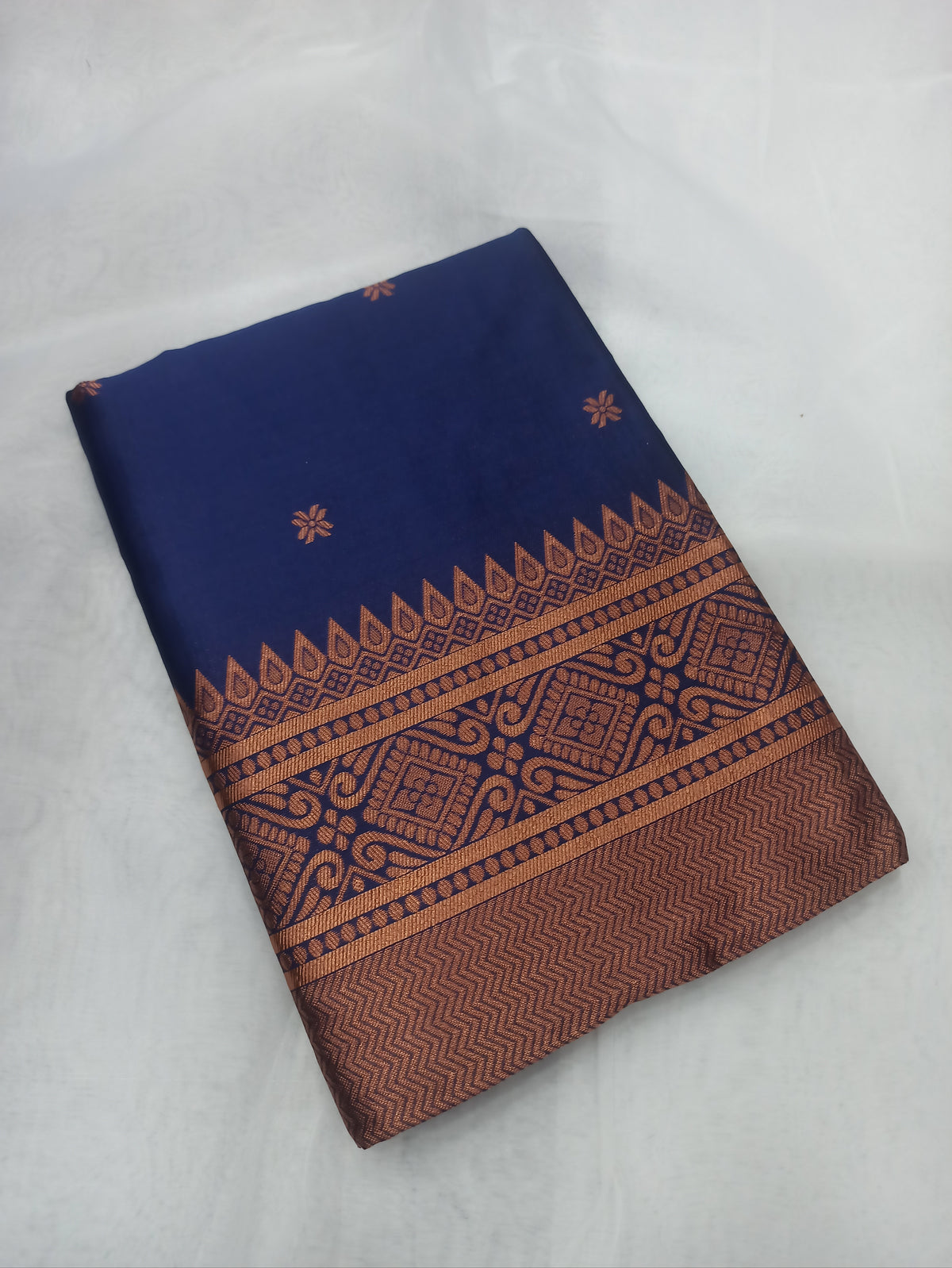 Catalogue Designer Silk Saree