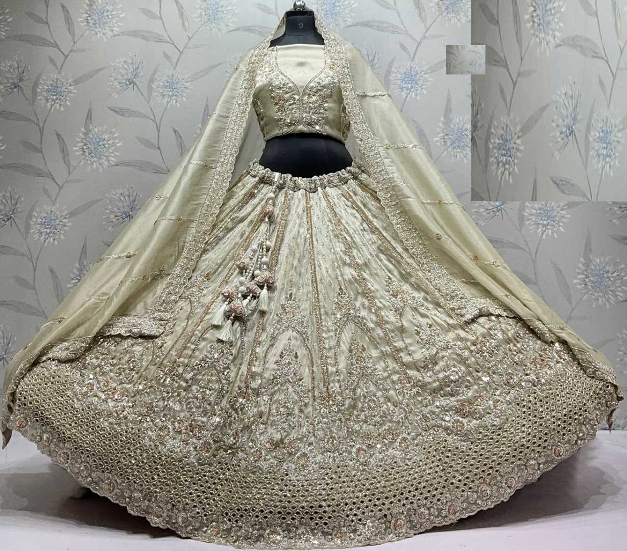 Latest Semi Stitched Lehenga Choli With Dupatta.