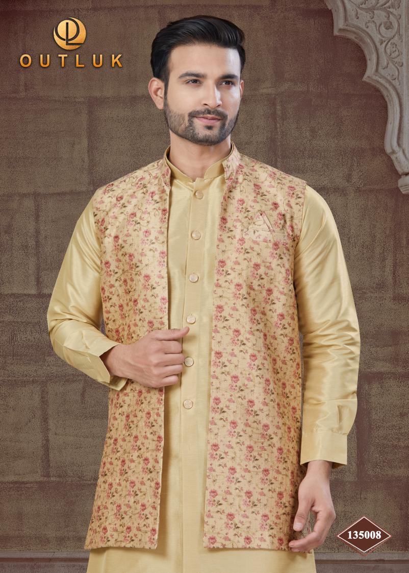Traditional Kurta Pyjama With Jacket.