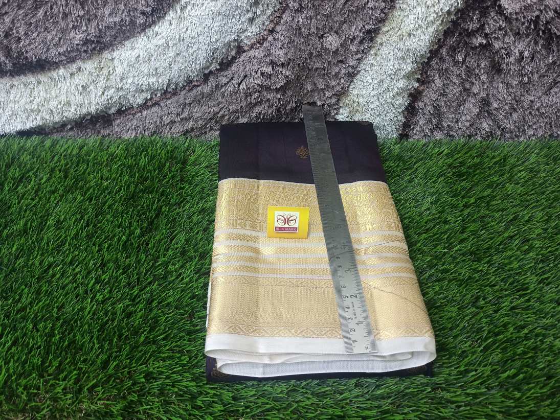 Pure Kanchipuram Silk Saree.