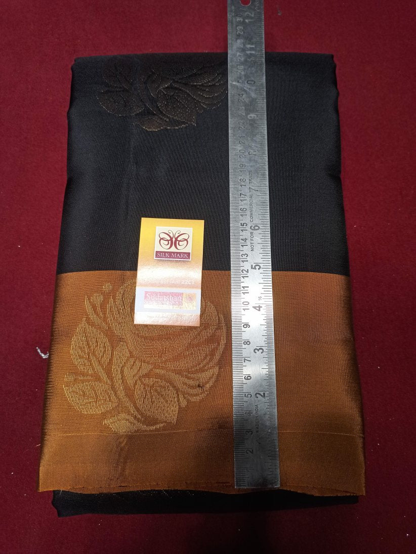 Pure Kanchipuram Silk Saree.