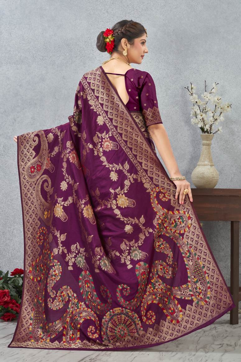 Catalog Designer Saree.