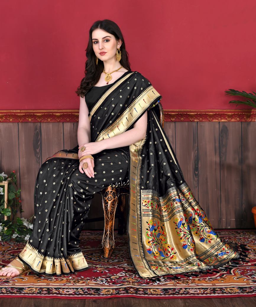 Catalog Designer Saree