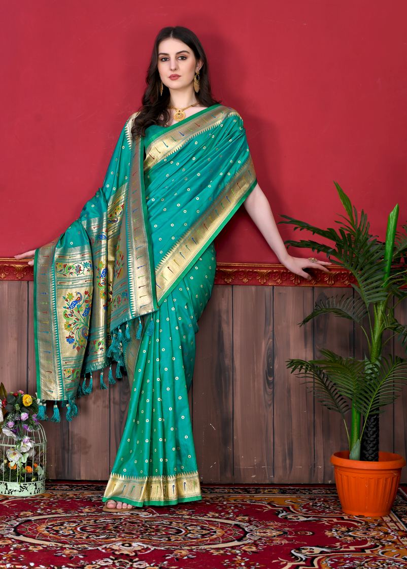 Catalog Designer Saree