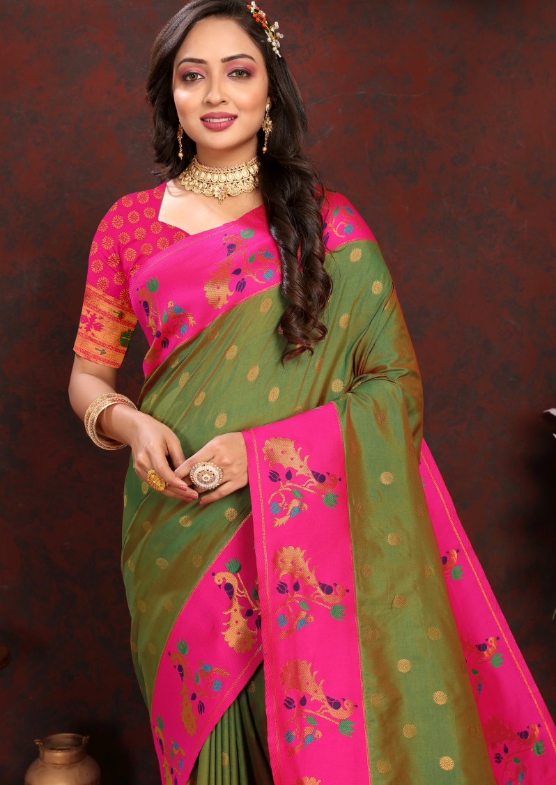 Catalog Designer Saree