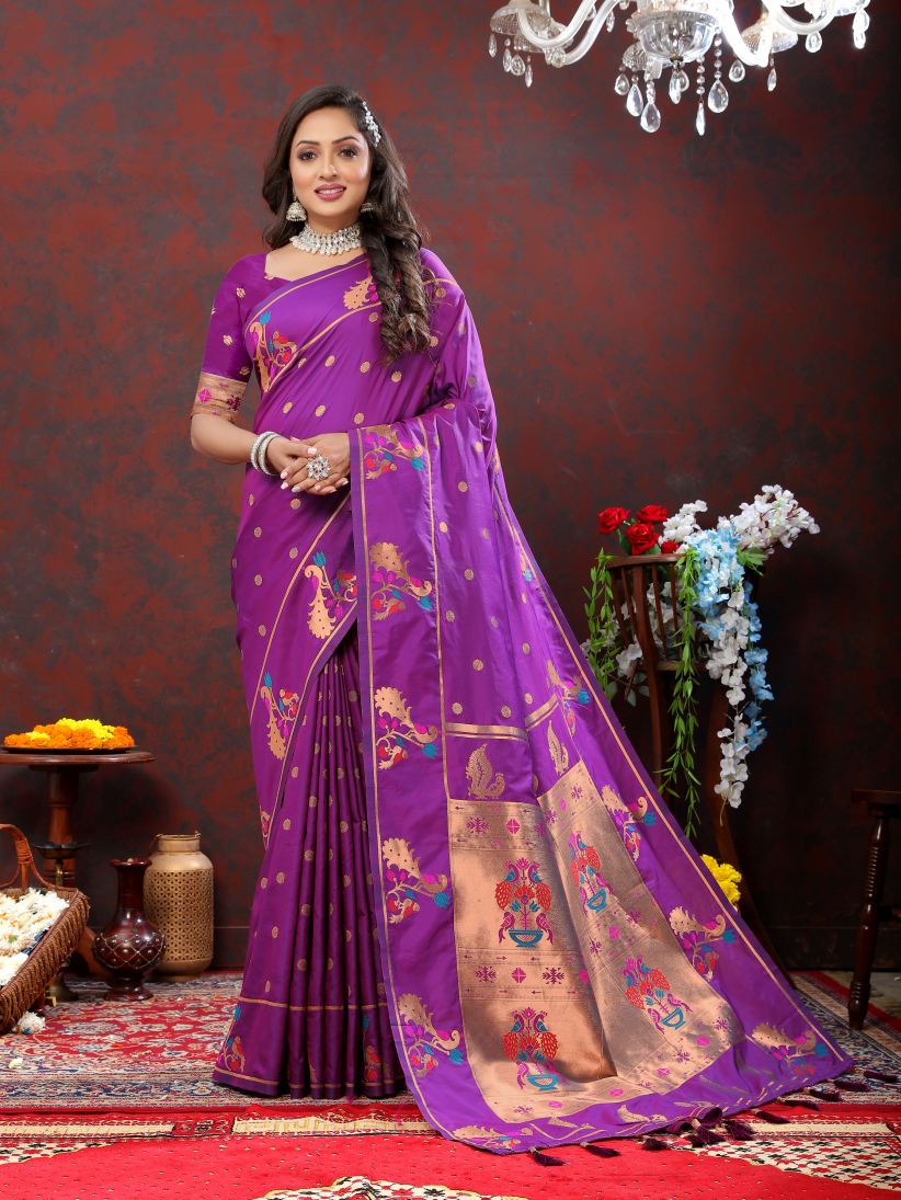 Catalog Designer Saree
