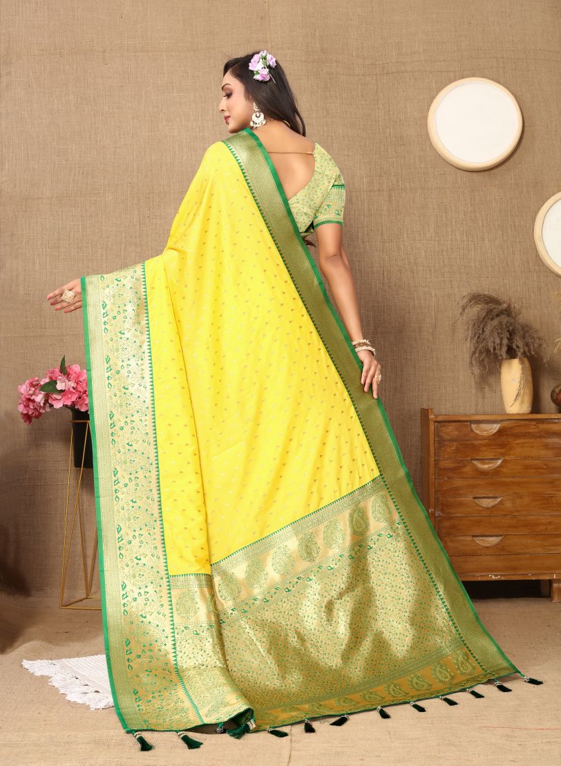 Catalog Designer Saree.