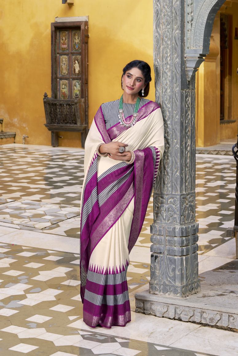 Catalog Designer Saree.