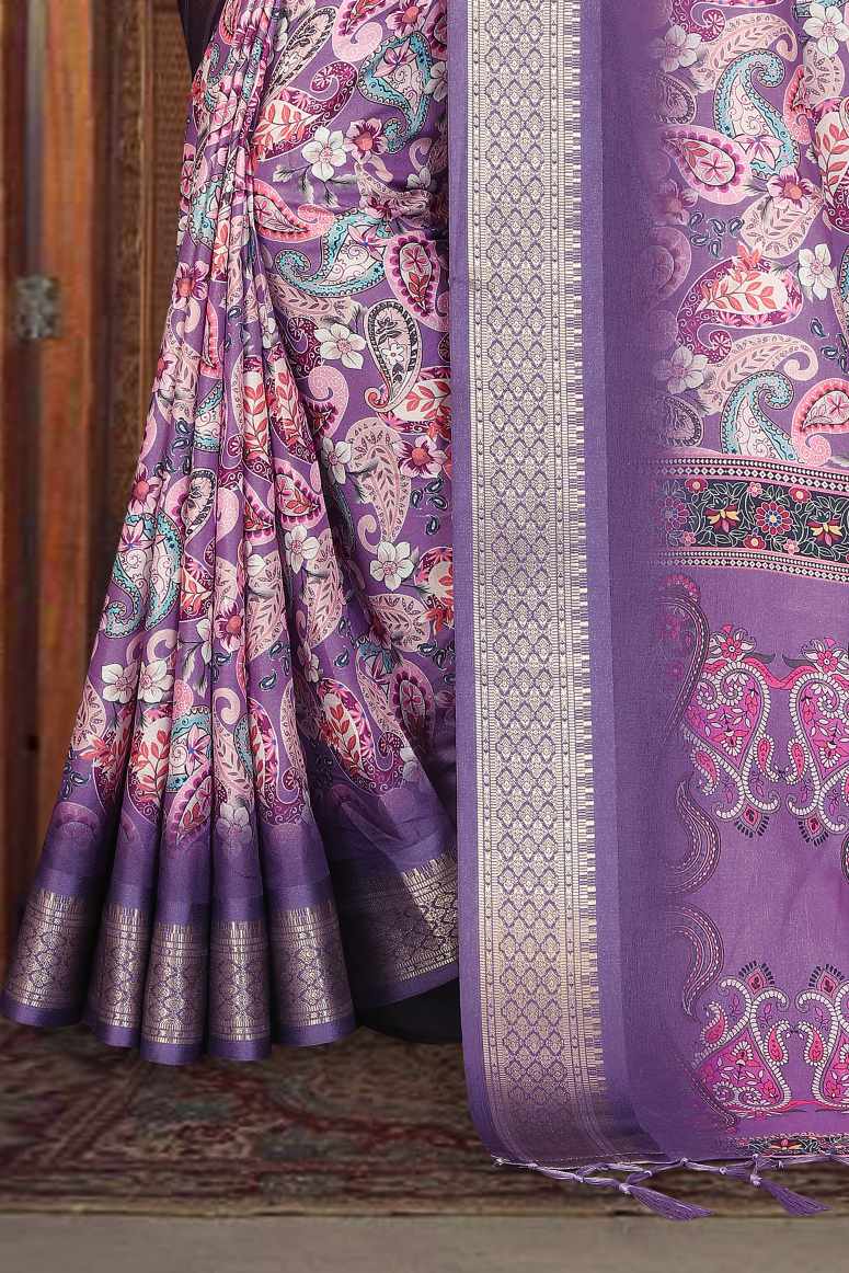 Catalog Designer Saree.