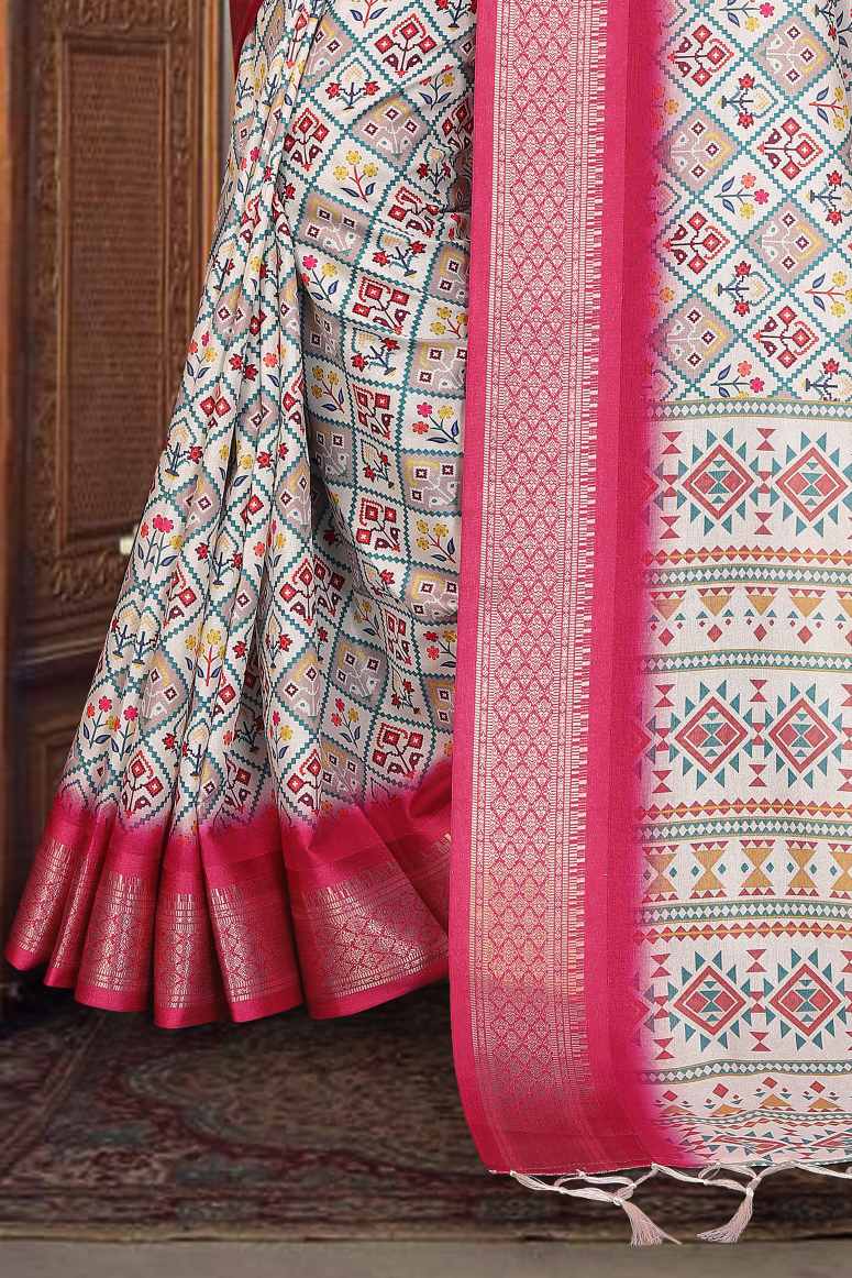 Catalog Designer Saree.