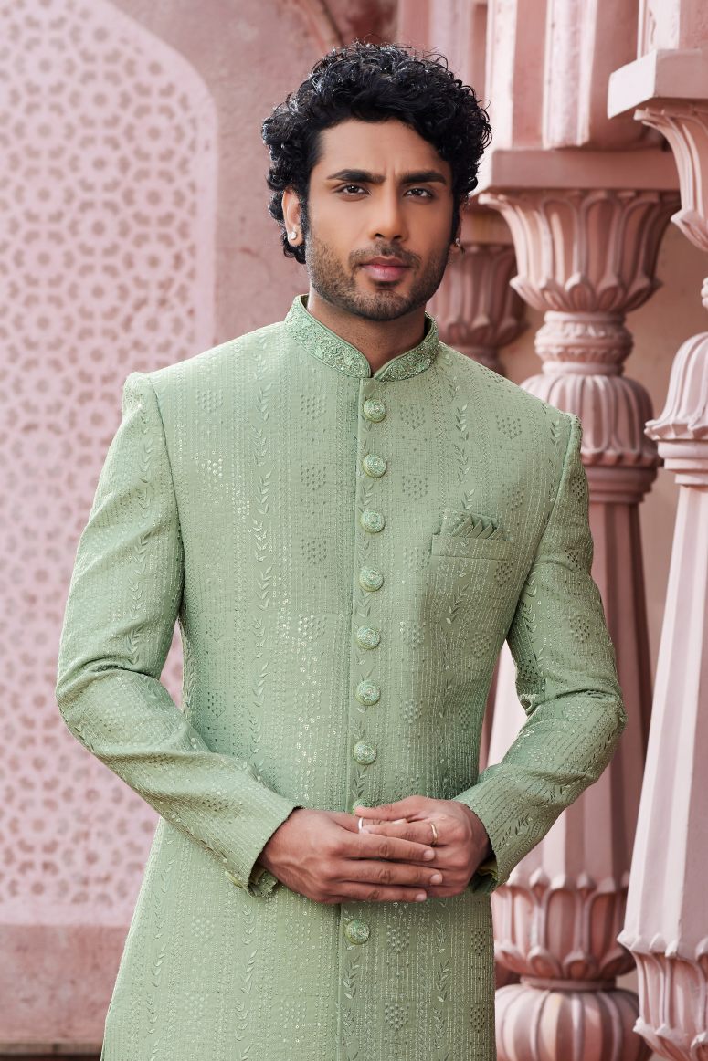 Traditional Indowestren Sherwani