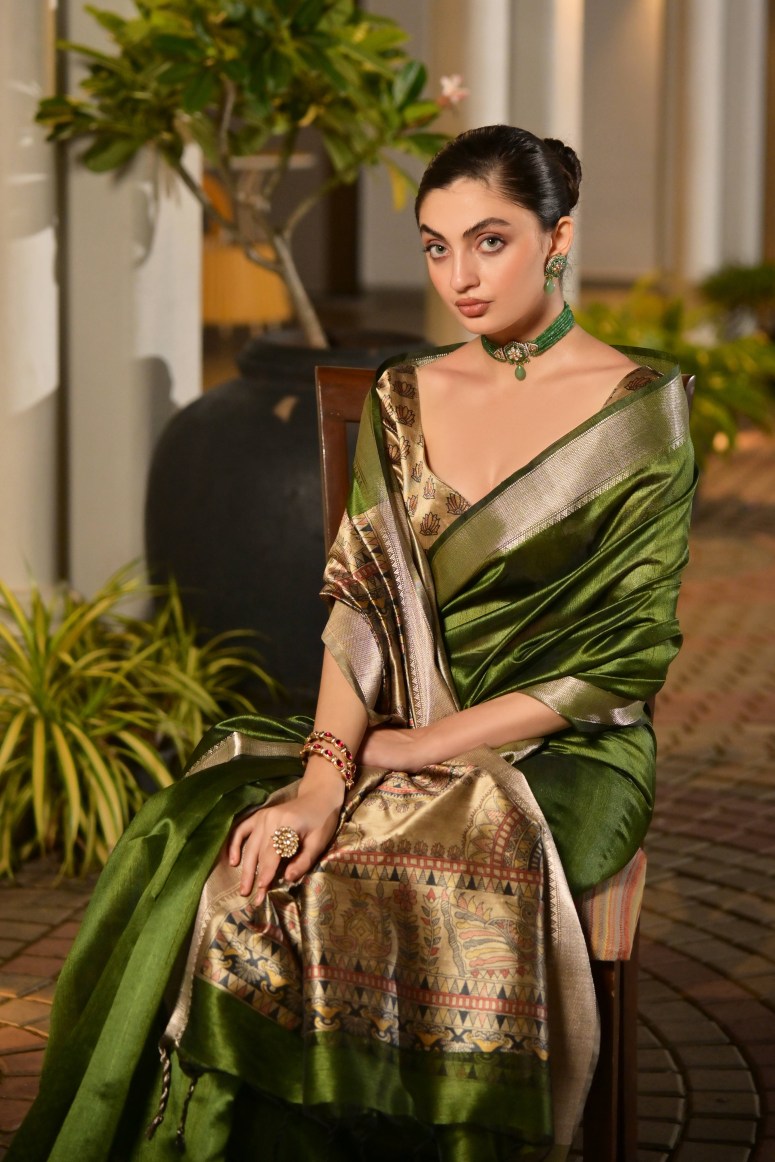 Catalog Designer Saree.