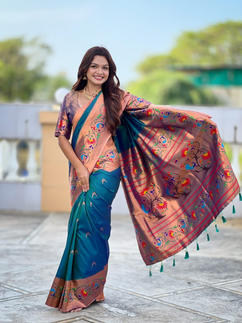 Catalog Designer Saree.