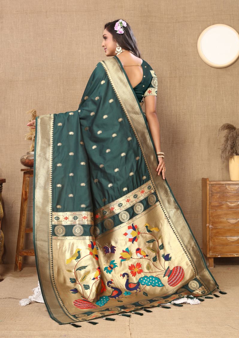 Catalog Designer Saree.