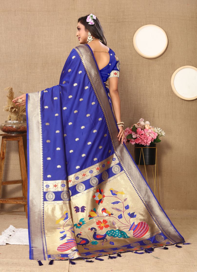 Catalog Designer Saree.
