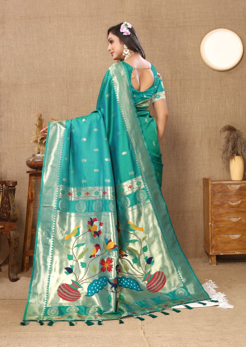 Catalog Designer Saree.