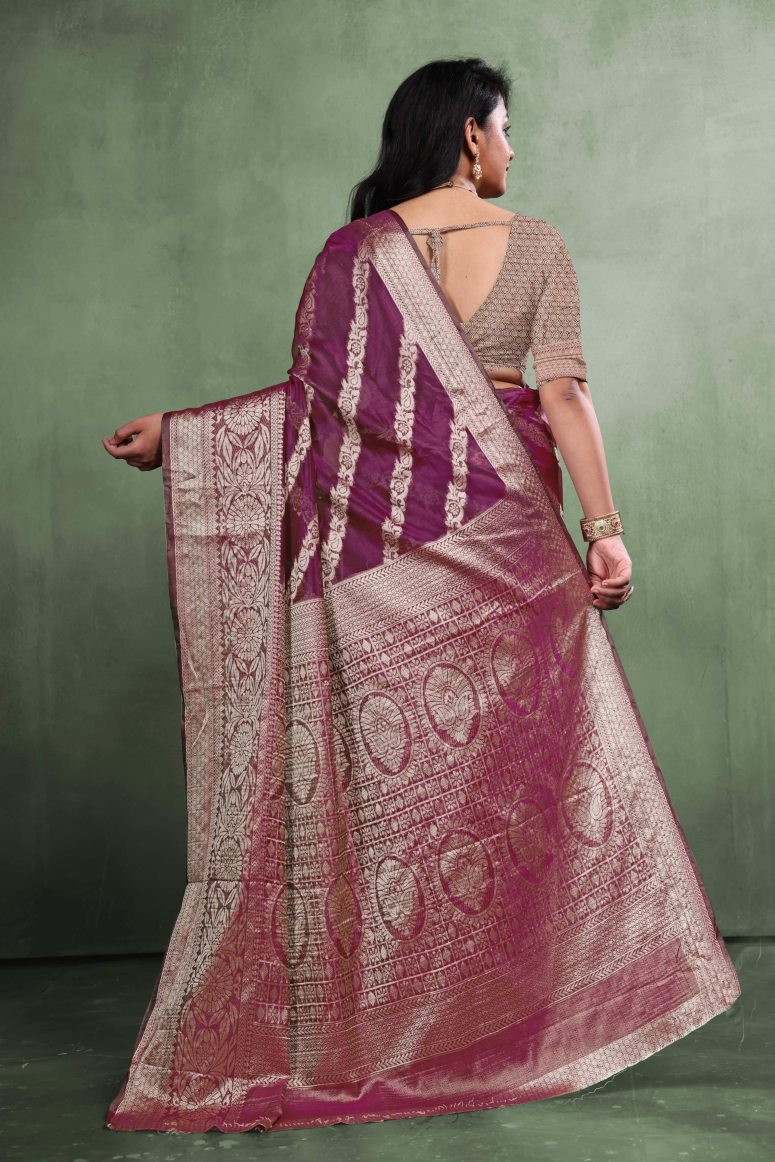 Catalog Designer Saree.