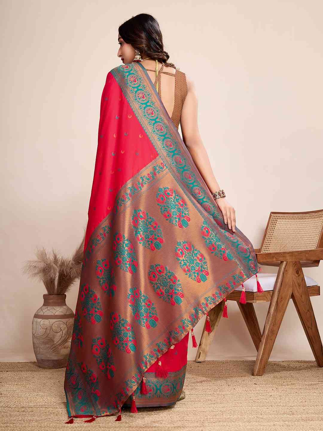 Catalog Designer Saree.