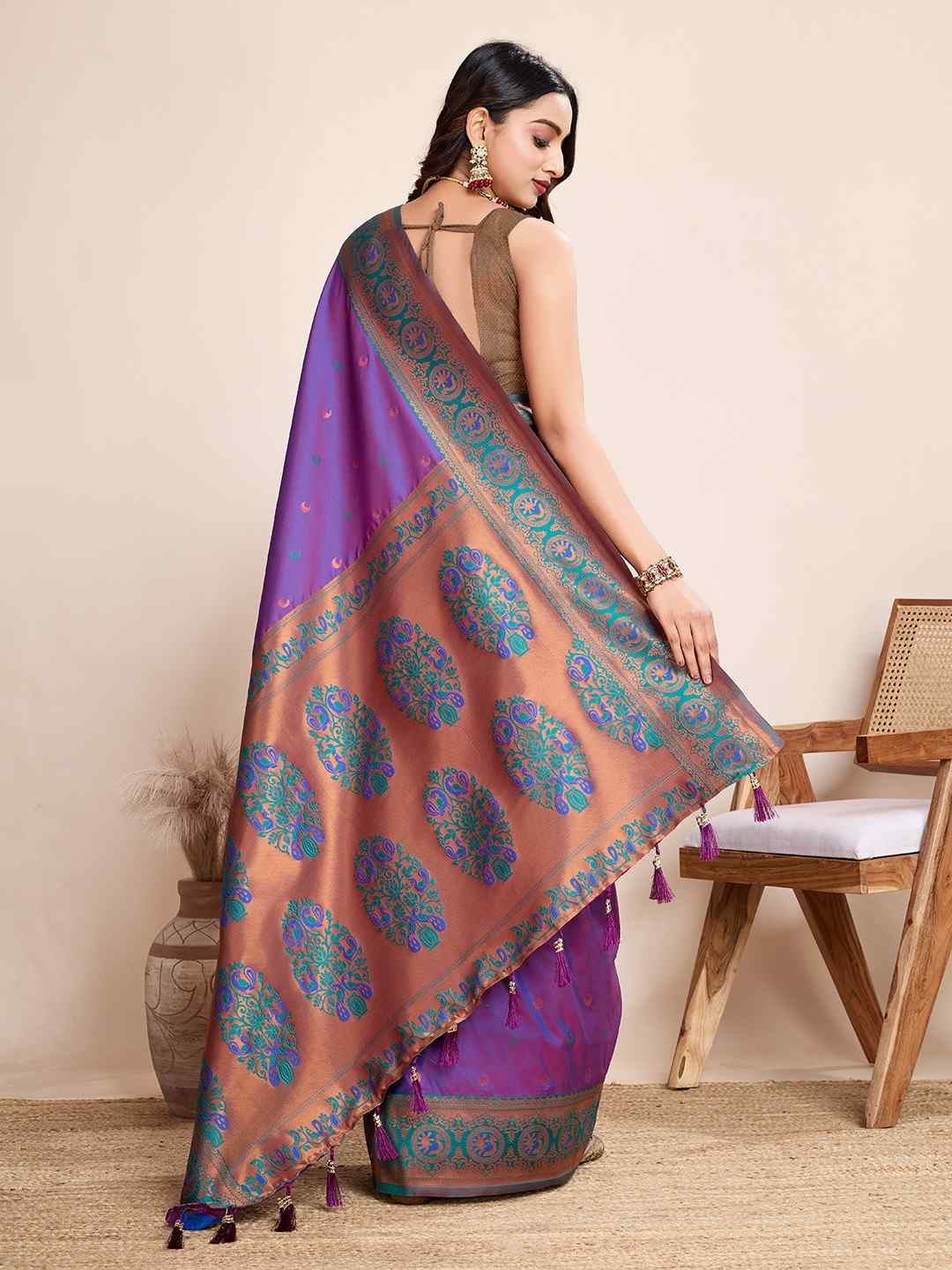 Catalog Designer Saree.