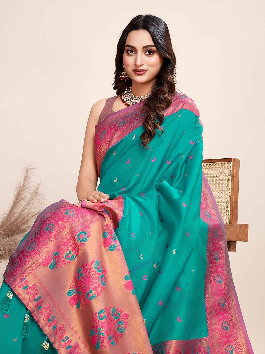 Catalog Designer Saree.