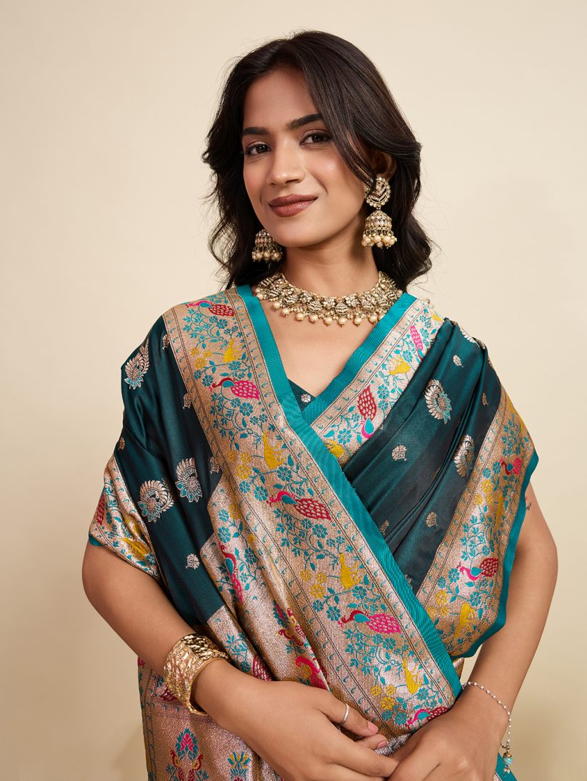 Catalog Designer Saree.