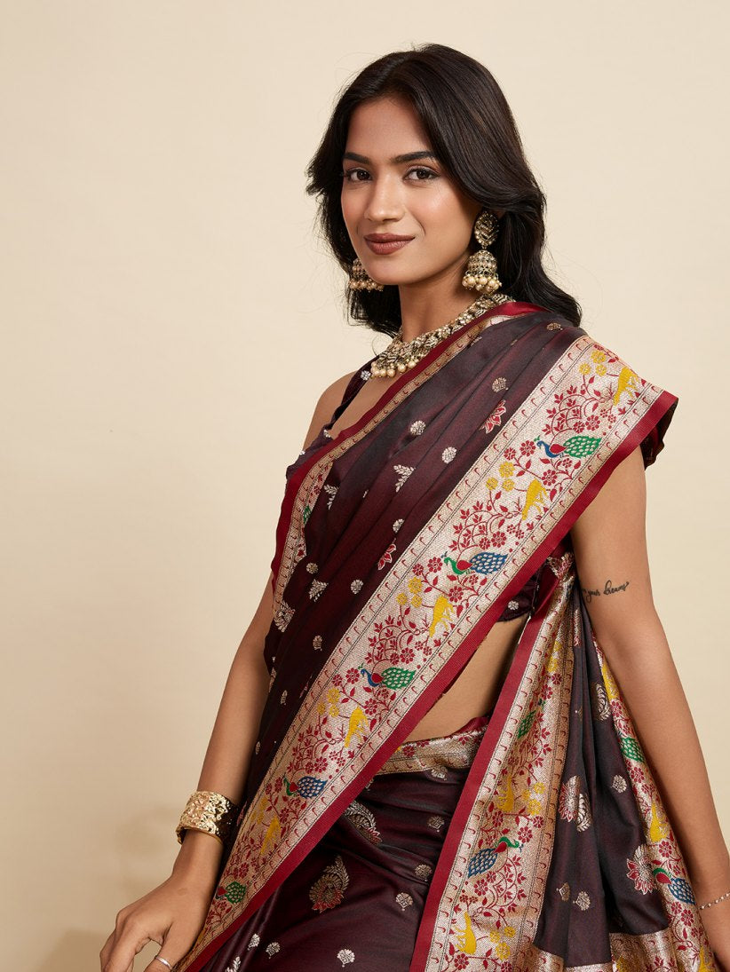 Catalog Designer Saree.