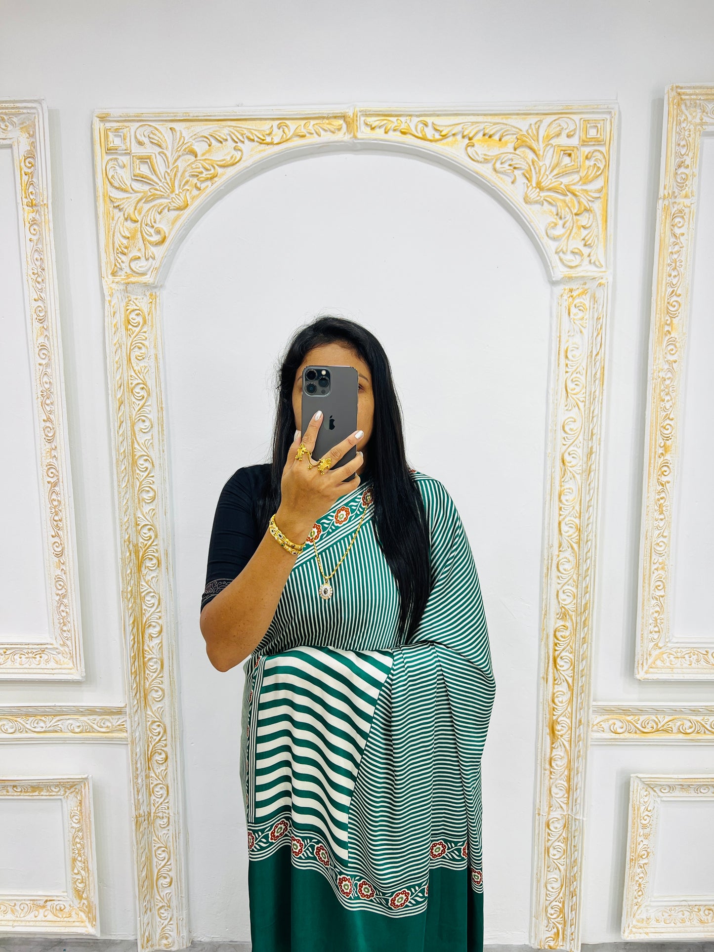 Catalog Designer Saree.