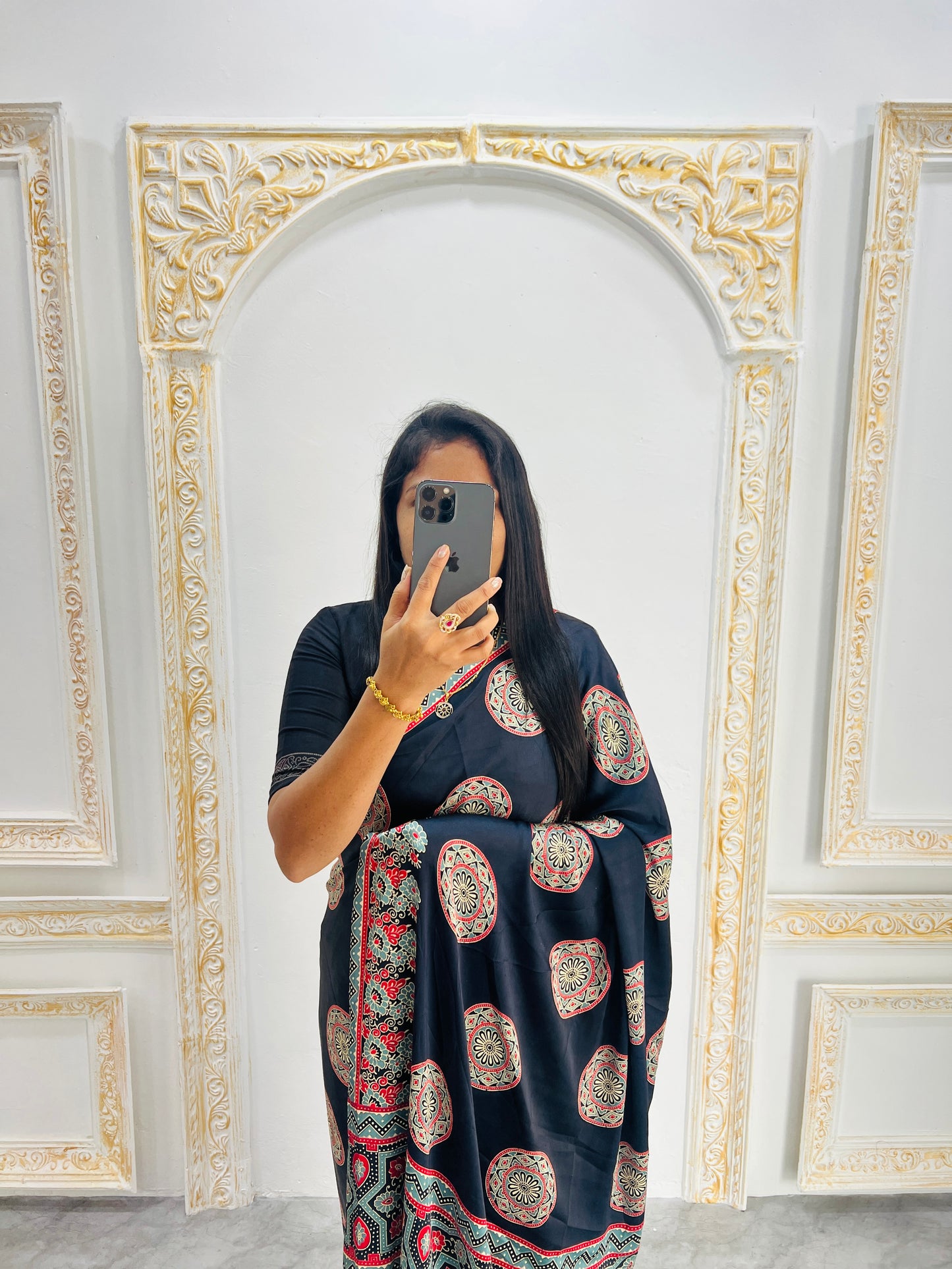 Catalog Designer Saree.