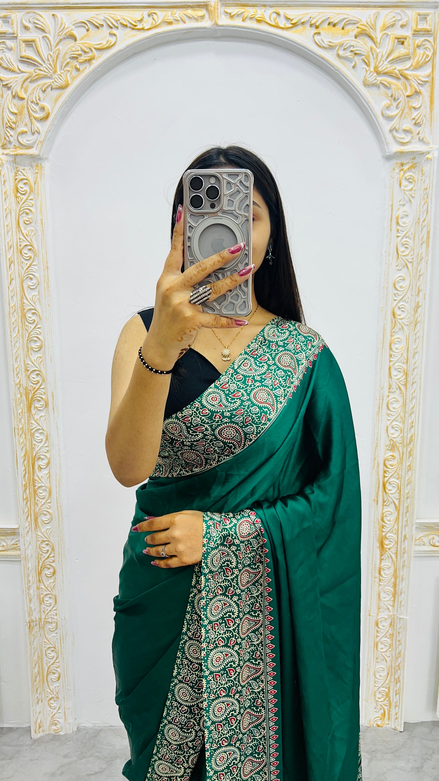 Catalog Designer Saree.