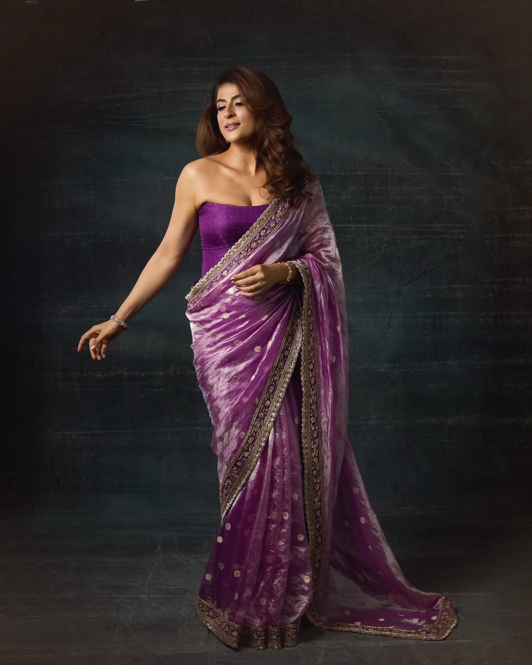 Catalog Designer Saree.