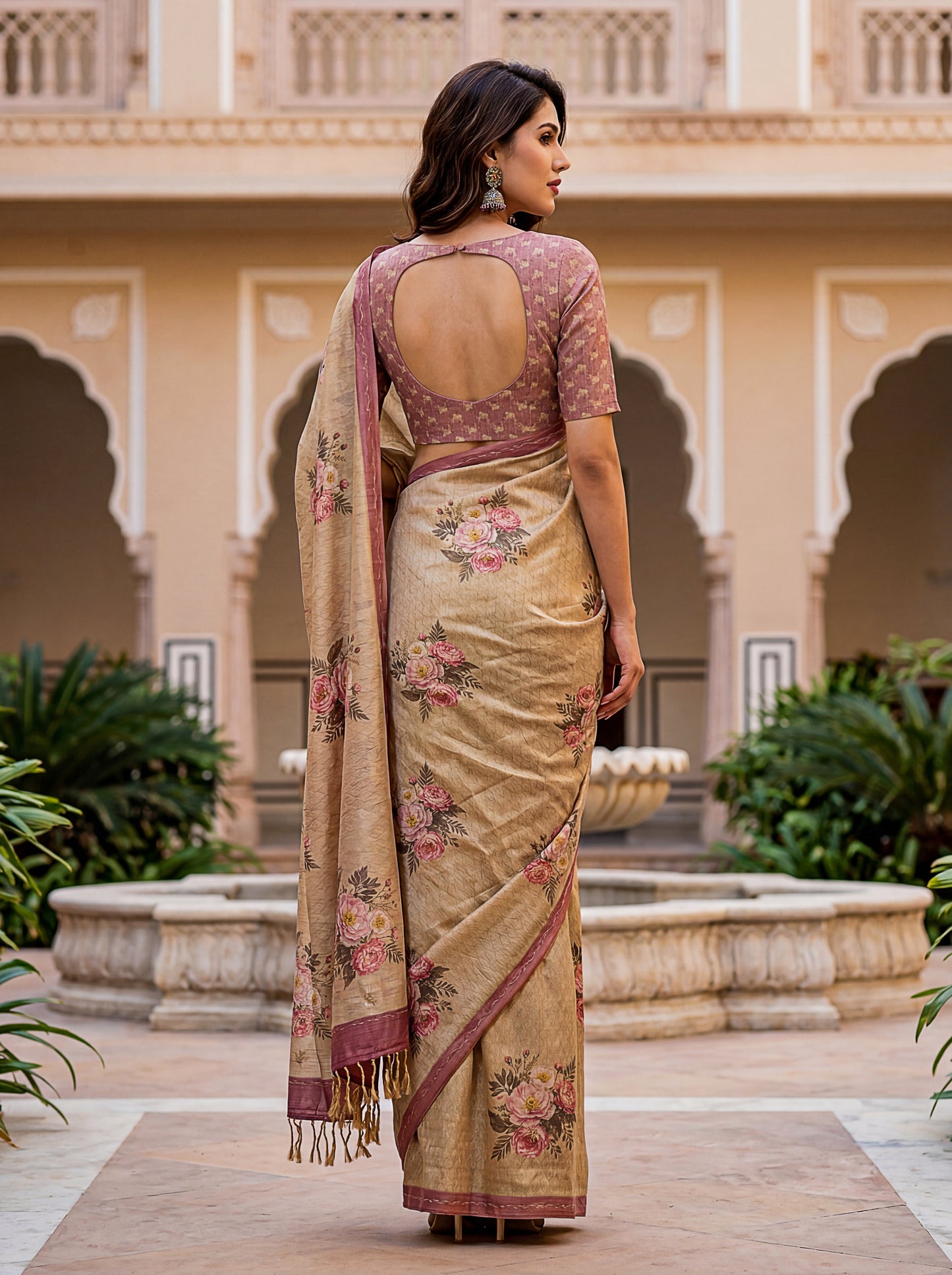 Catalog Designer Saree.