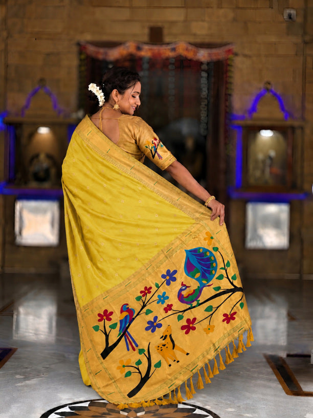 Catalog Designer Saree.