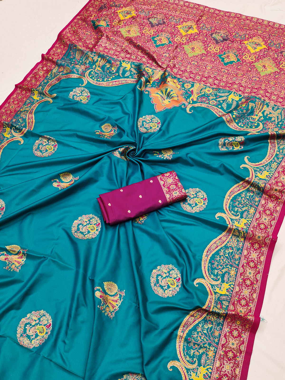Catalogue Designer Silk Saree