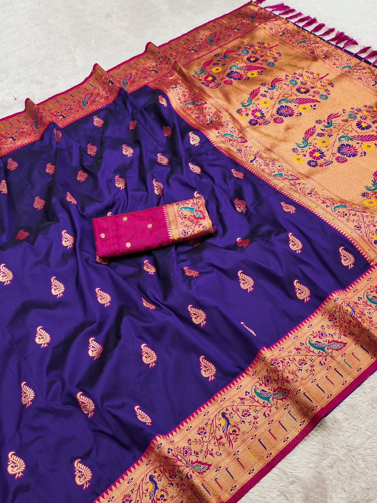 Catalogue Designer Silk Saree