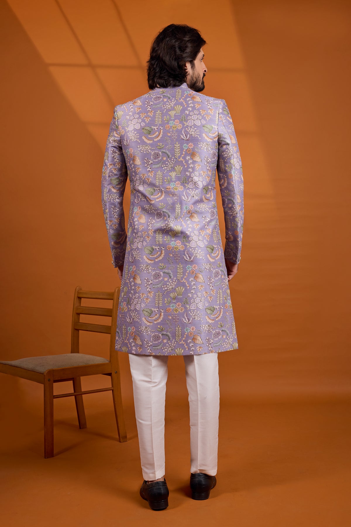 Traditional Indowestren Sherwani.