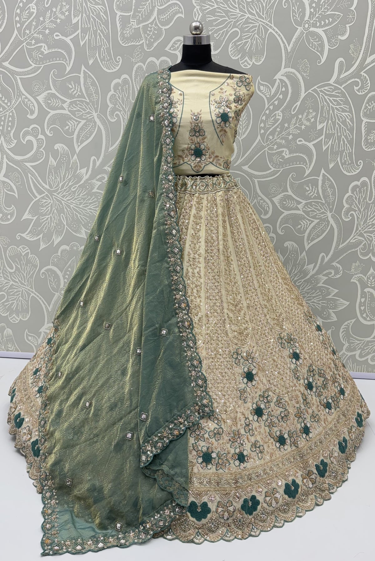 Latest Semi Stitched Lehenga Choli With Dupatta.