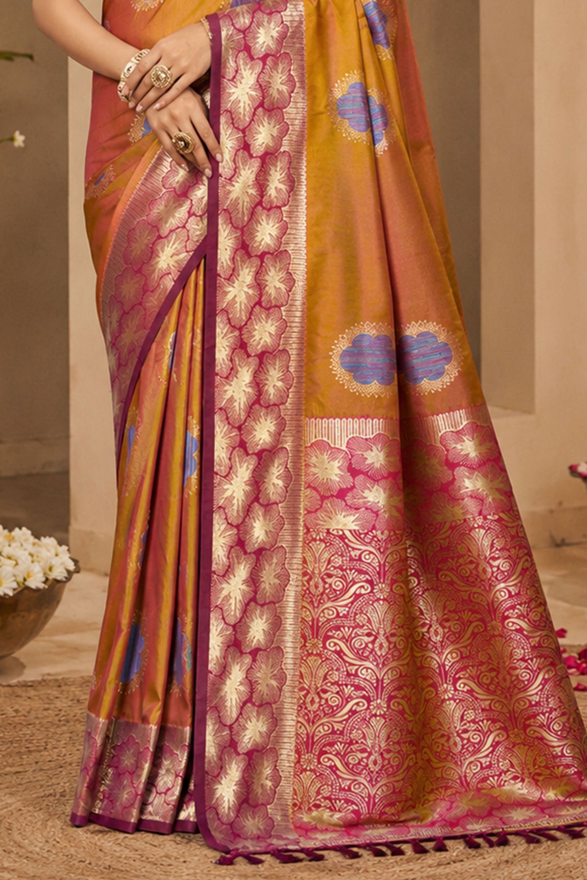 Catalogue Designer Soft Silk Saree