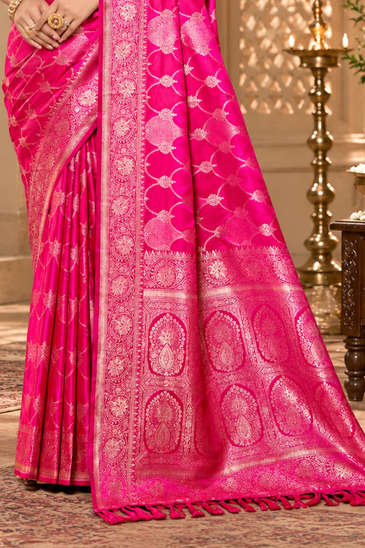 Catalogue Designer Satin Silk Saree