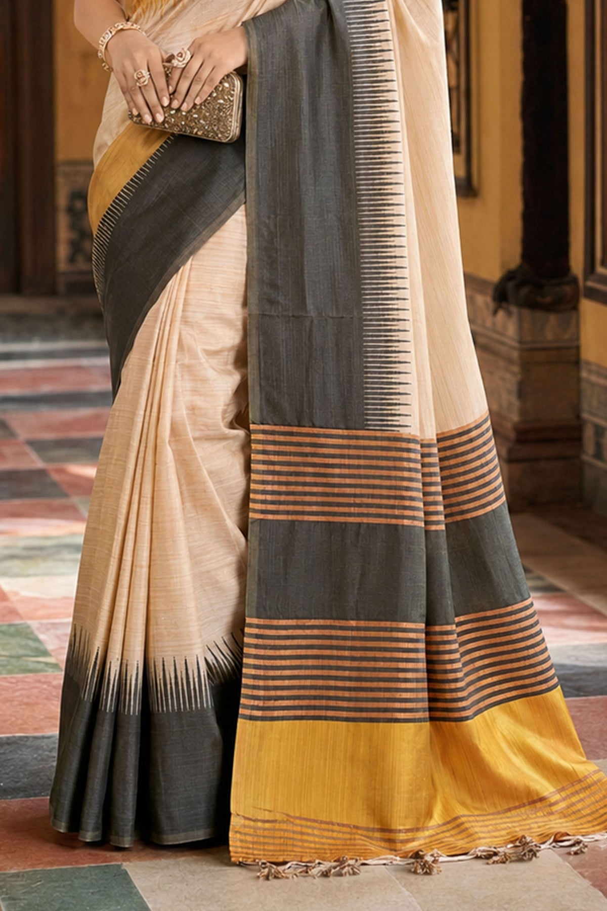 Catalogue Designer Silk Saree